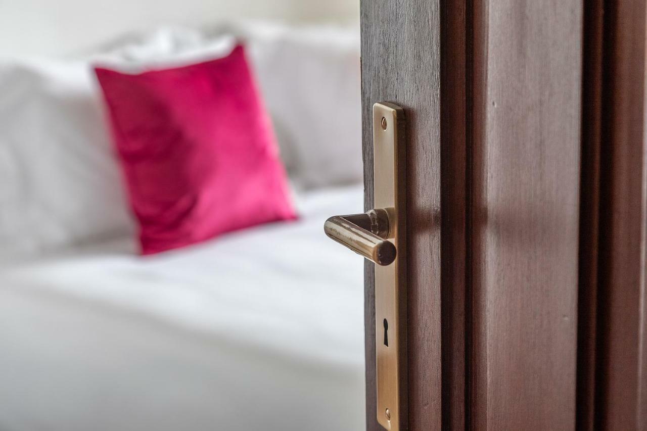 Urban Suites Авиеро Екстериор снимка